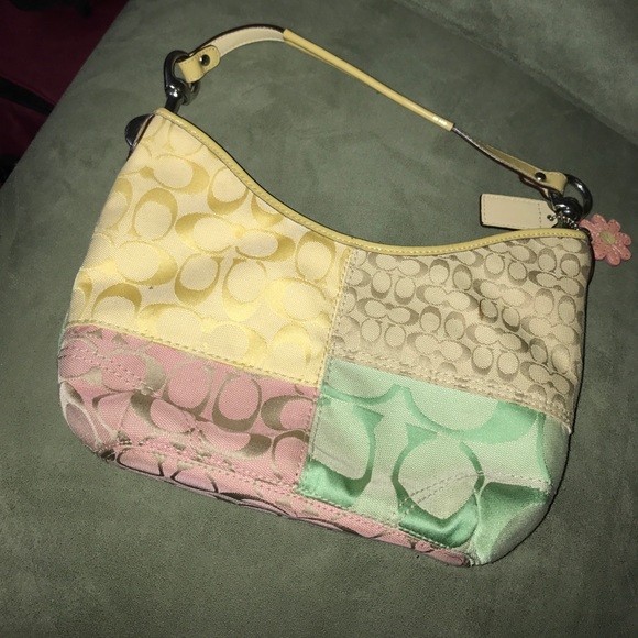 Authentic Coach bag - Picture 2 of 4