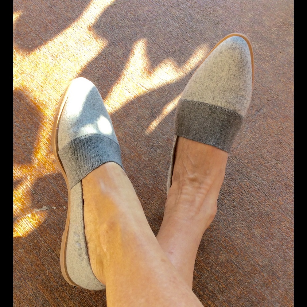 Ellen DeGeneres "Karlin" Flats - Picture 1 of 7
