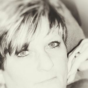 Meet your Posher, Monica