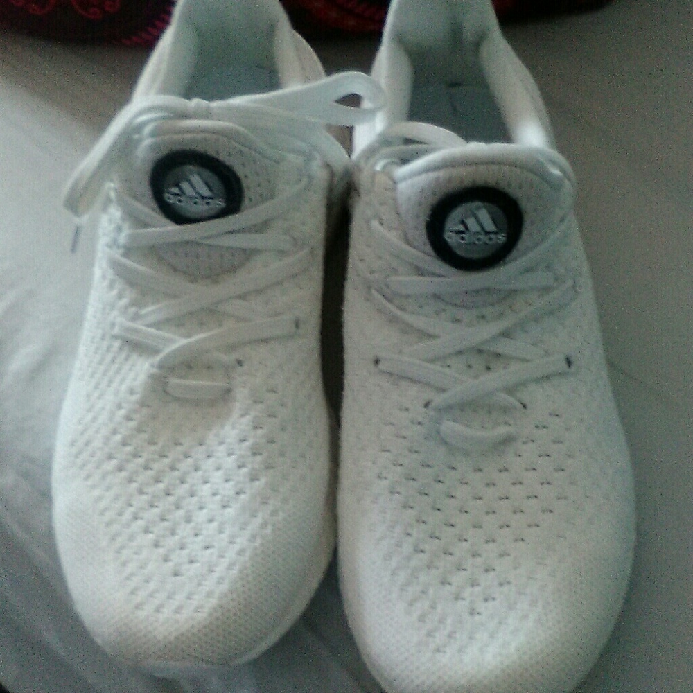 Adidas ultra hyperboost! Worn Twice!