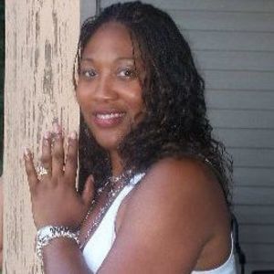 Meet your Posher, Donnieta