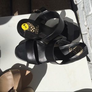 Size 10 black Vince Camuto shoes