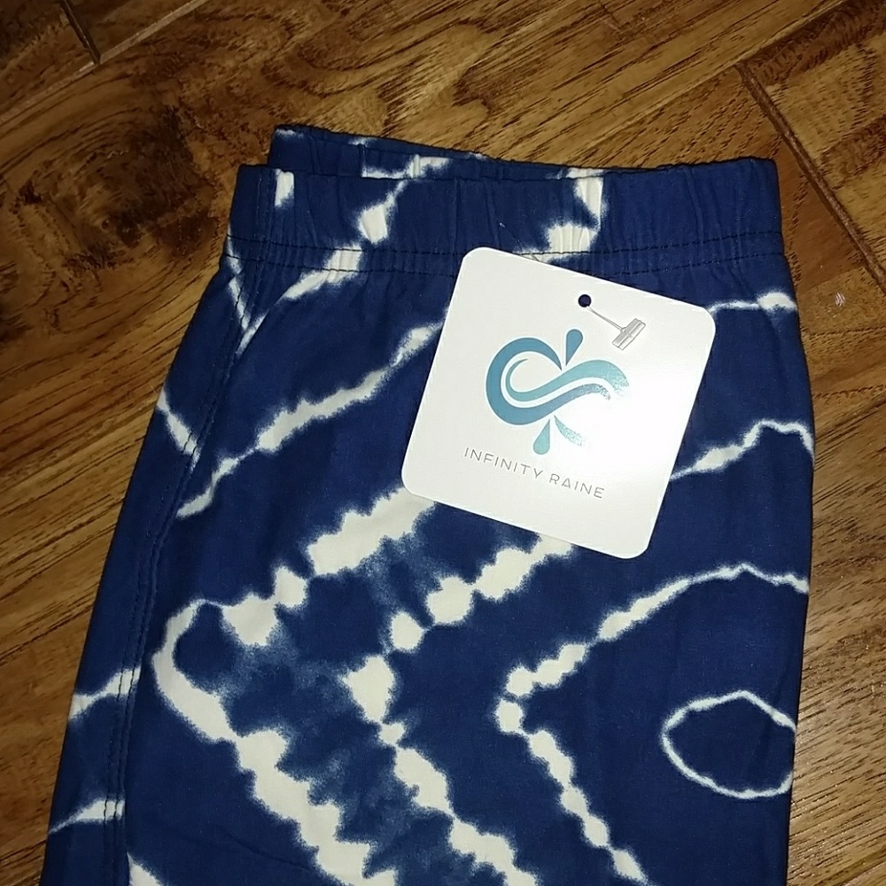 LAST 1 SOFT 💫 Rad Blue & White Tie-dye Leggings - Picture 3 of 3