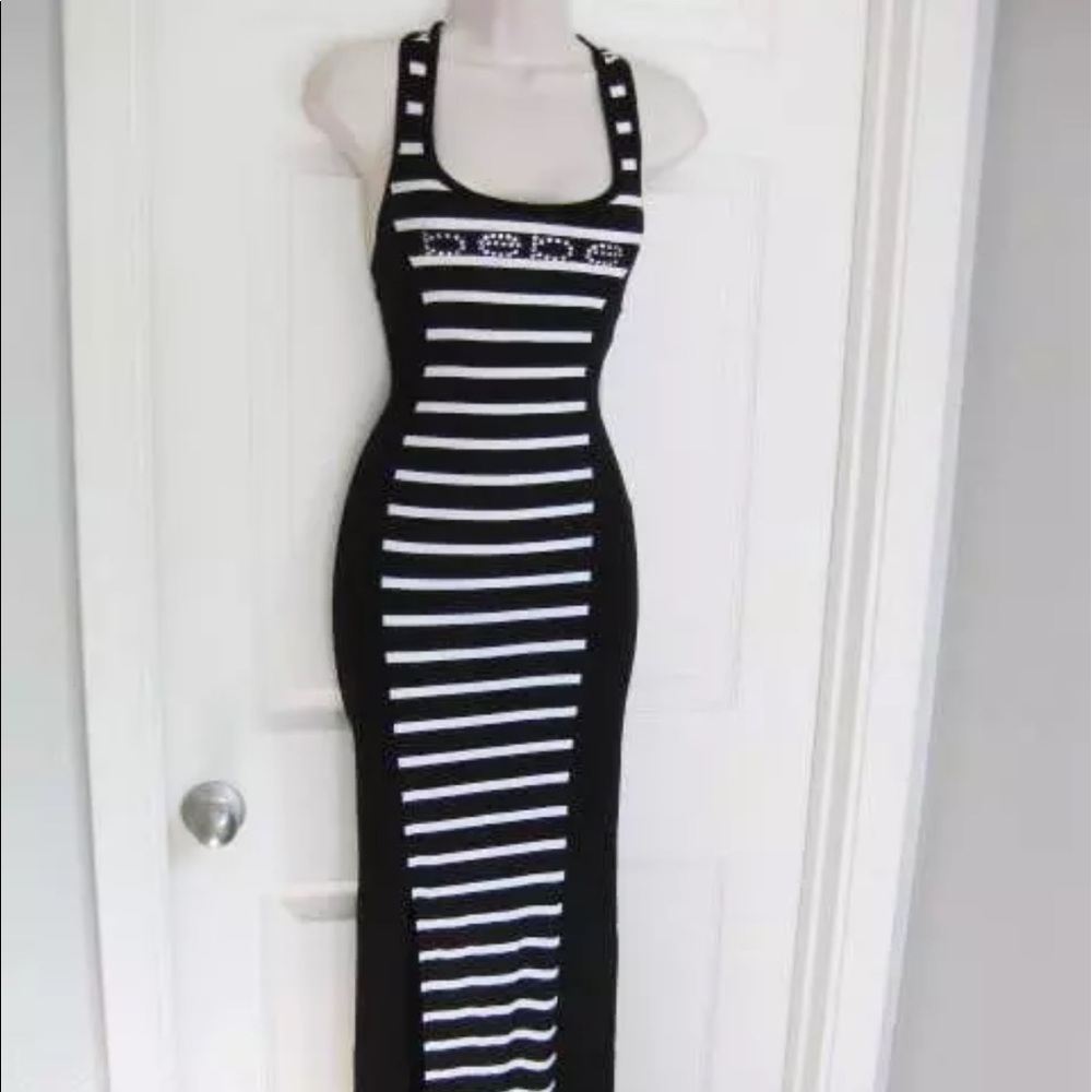 NFS I'm looking for this Bebe Maxi dress
