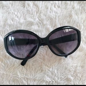 Cole Haan sunglasses ☀️