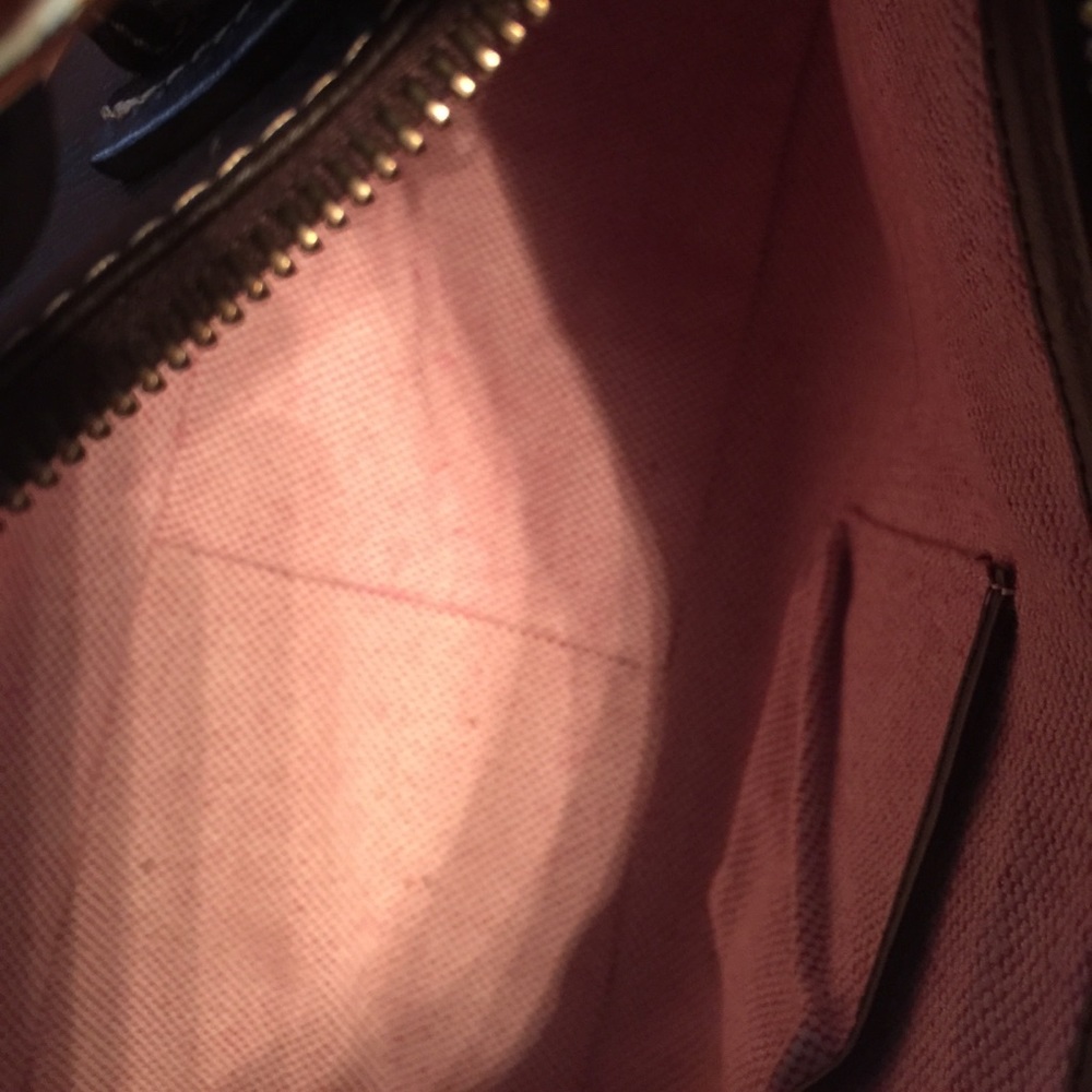 Handbag - Picture 4 of 7