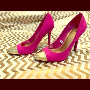 Mossimo Purple Heels with Gold Toe size 7.5 New