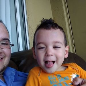 Meet your Posher, Luis