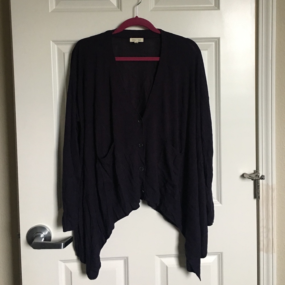 URBAN OUTFITTERS Loose Cardigan