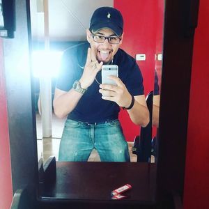 Meet your Posher, Villegas