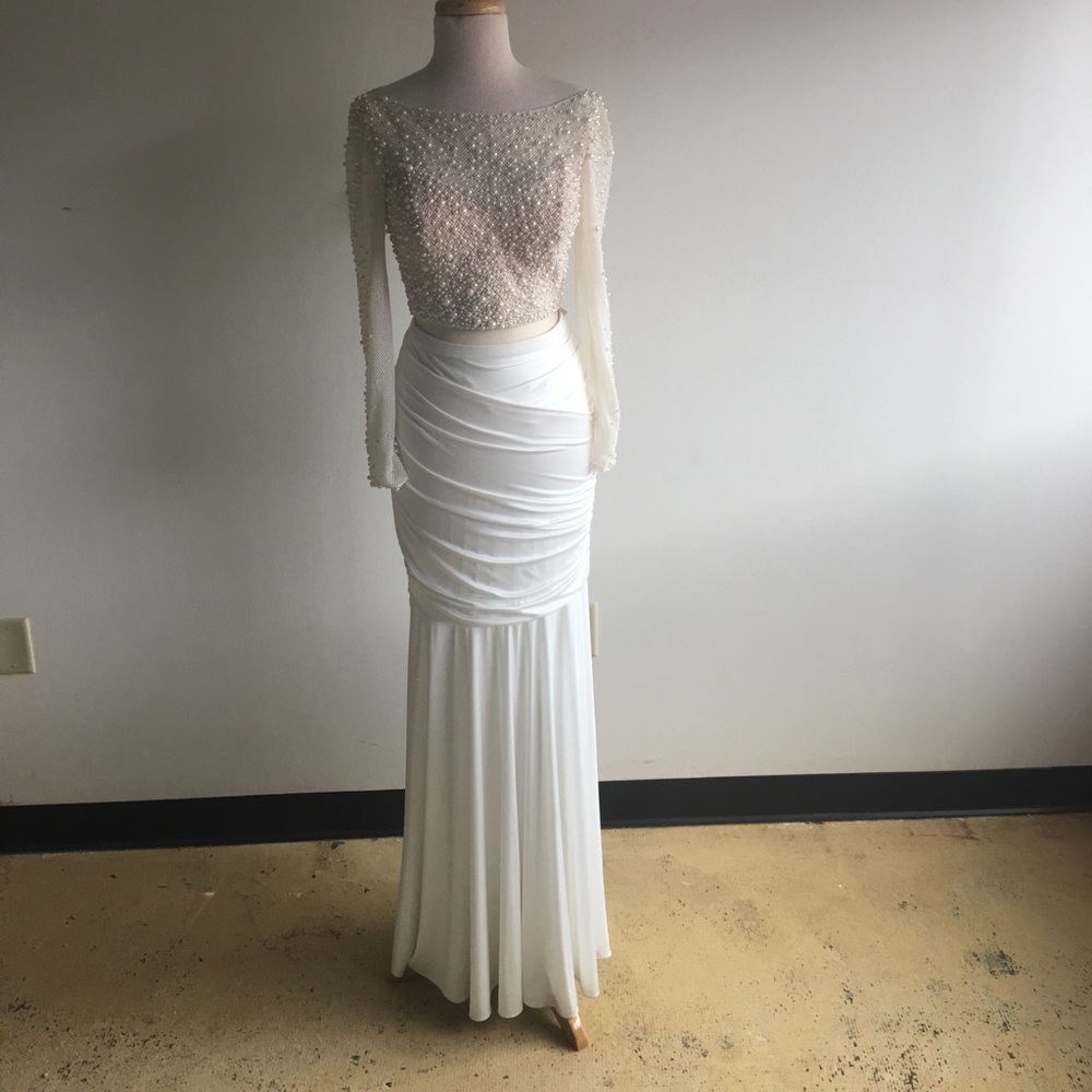 Tony Bowls Ivory Lace/Pearl two-piece Prom Style