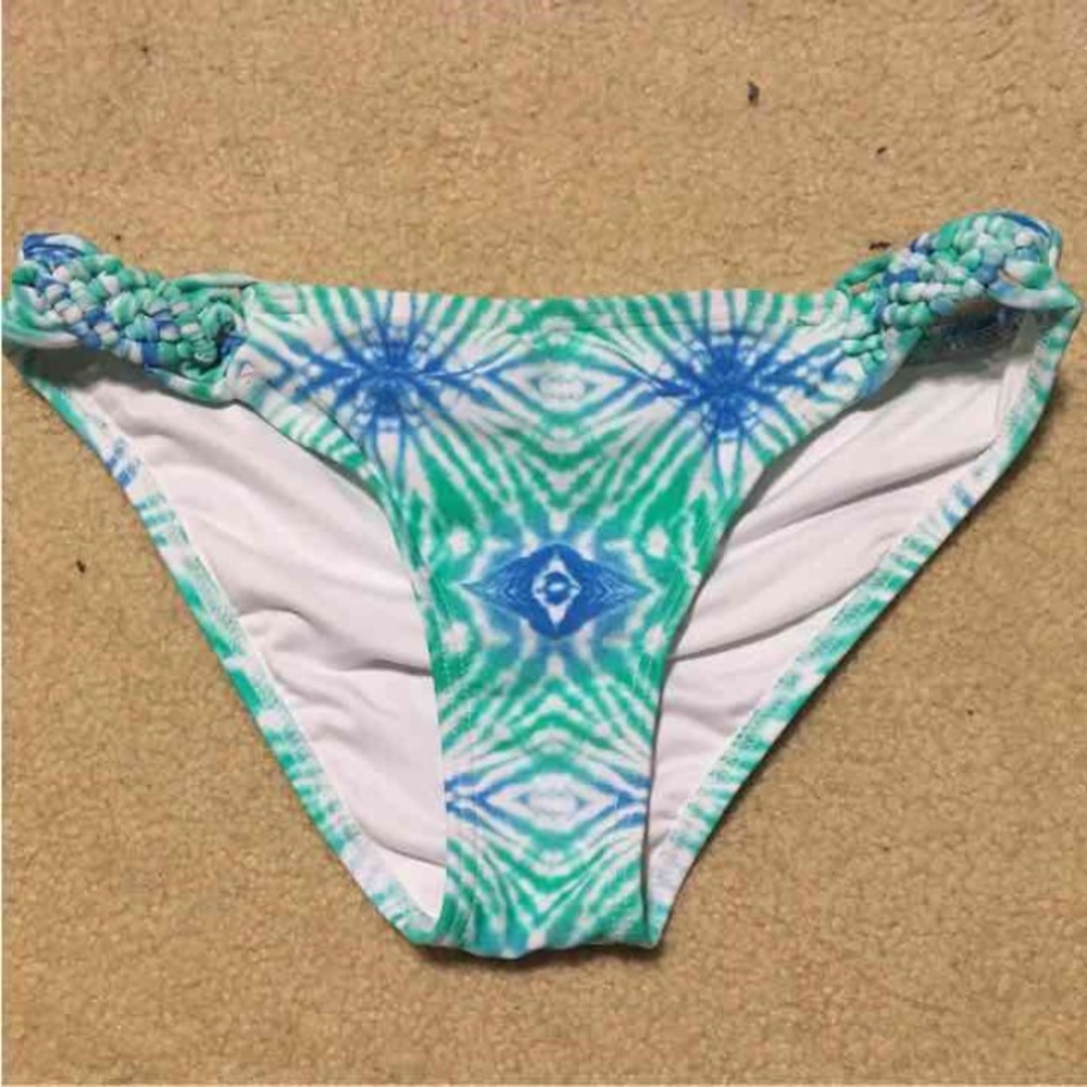 swim bottom