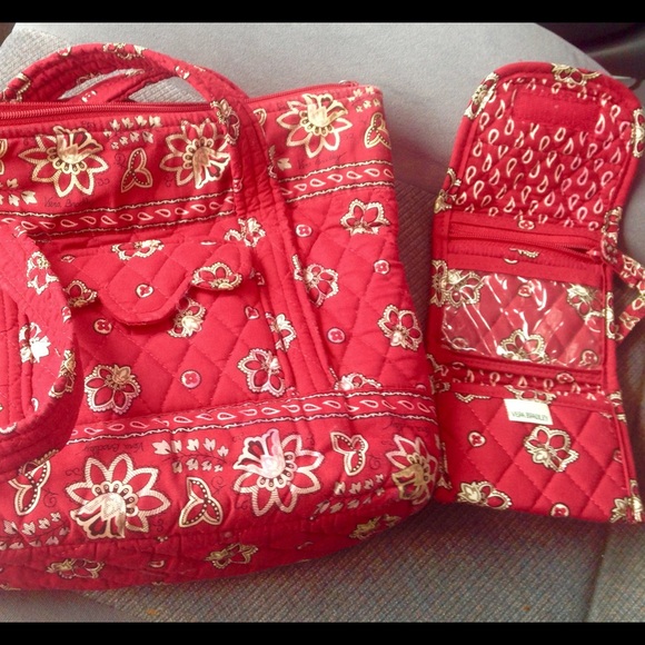 Vera Bradley Handbags - Verbs Bradley purse and wallet