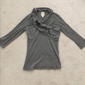 Long sleeve gray blouse