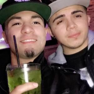 Meet your Posher, Adrian