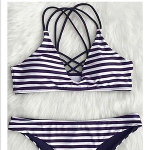 CUPSHE DRAW A PARALLEL STRIPE BIKINI SET