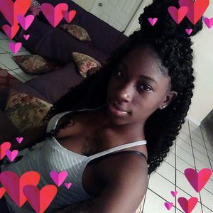 Meet your Posher, Jonelle