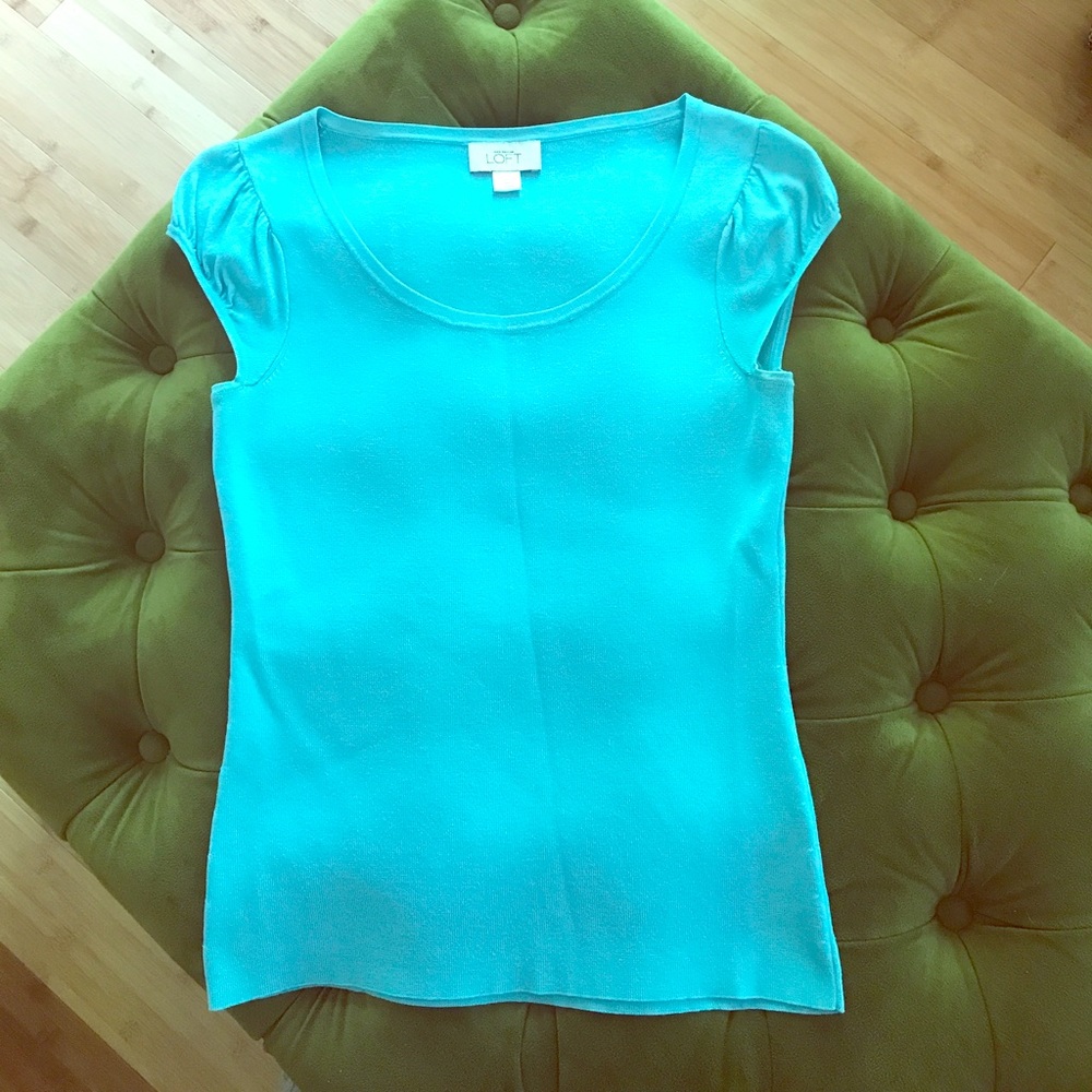 🐬Ann Taylor cap sleeve top🐬