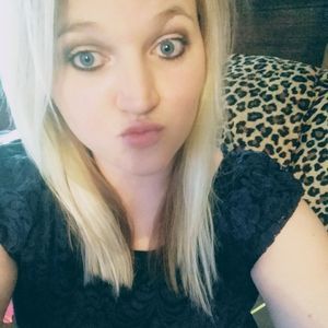 Meet your Posher, Justine