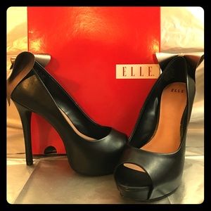 Elle Elanabelle Black Heels size 7.5 New