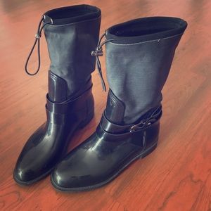 Stuart Weitzman rain boot! Made in Italy