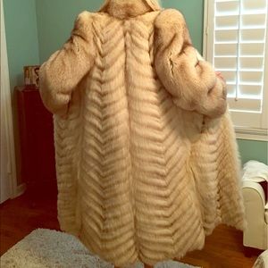 Full length silver fox coat. Vintage 1985.