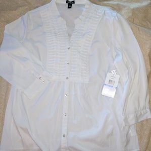 Erica *NWT* White Smocked 3/4 Sleeve Blouse XL