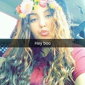 Meet your Posher, Raeanna