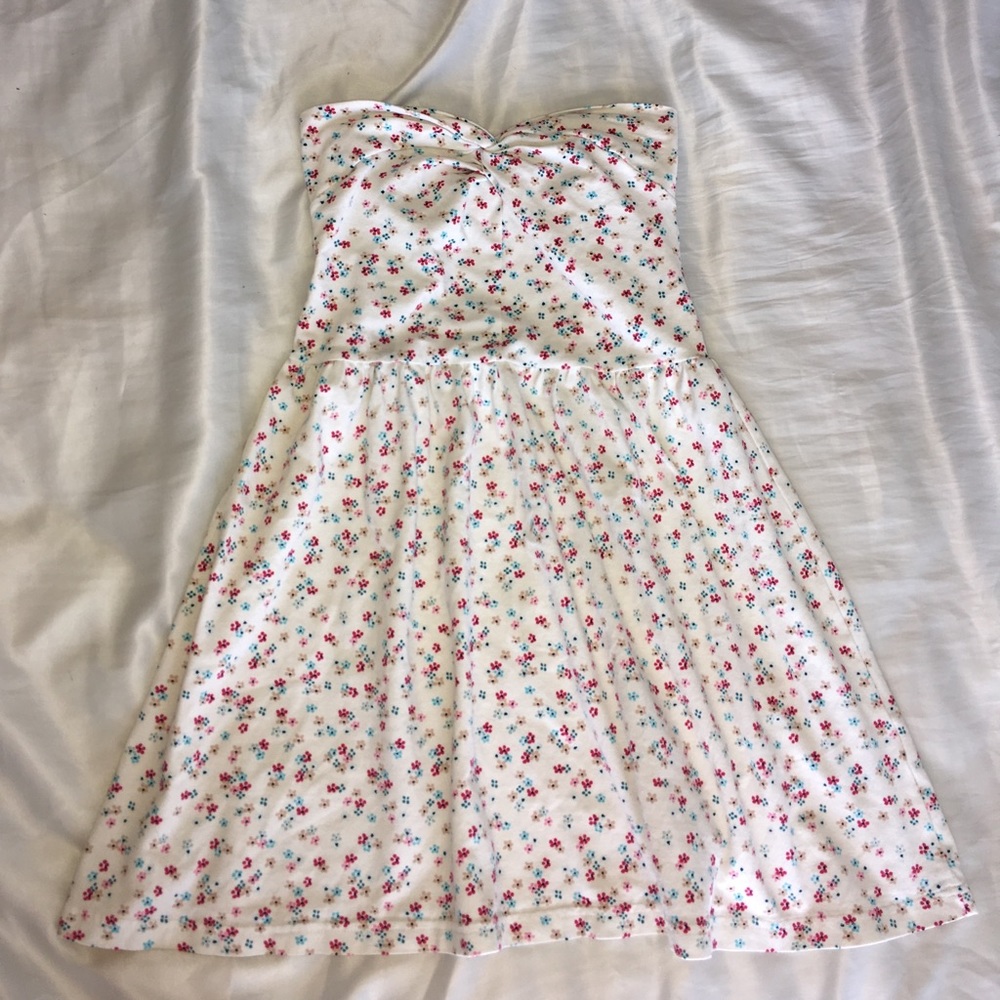 H&M Strapless Floral Sundress 💐