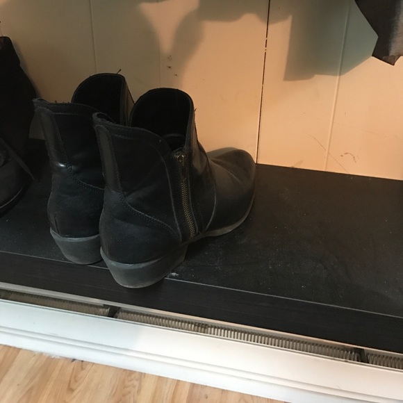 Faux leather boots - Picture 2 of 3