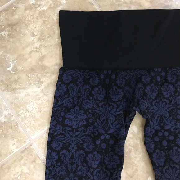 Soma Pants - Soma slimming leggings size M