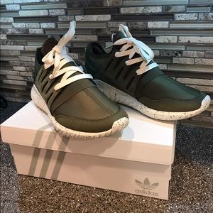 Women's Adidas Tubular