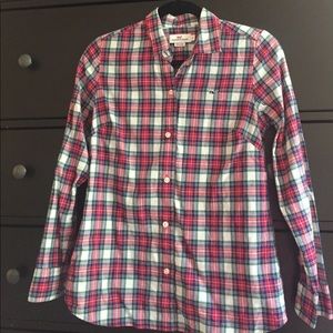 Plaid Vineyard Vines button down.
