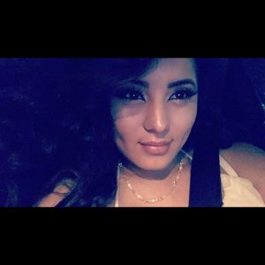 Meet your Posher, Sara