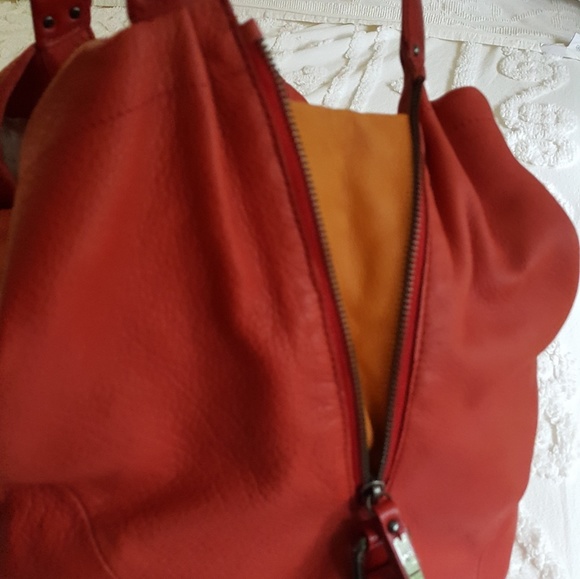 NWOT Kenneth Cole BAG   IMPECCABLE!!!! - Picture 5 of 8