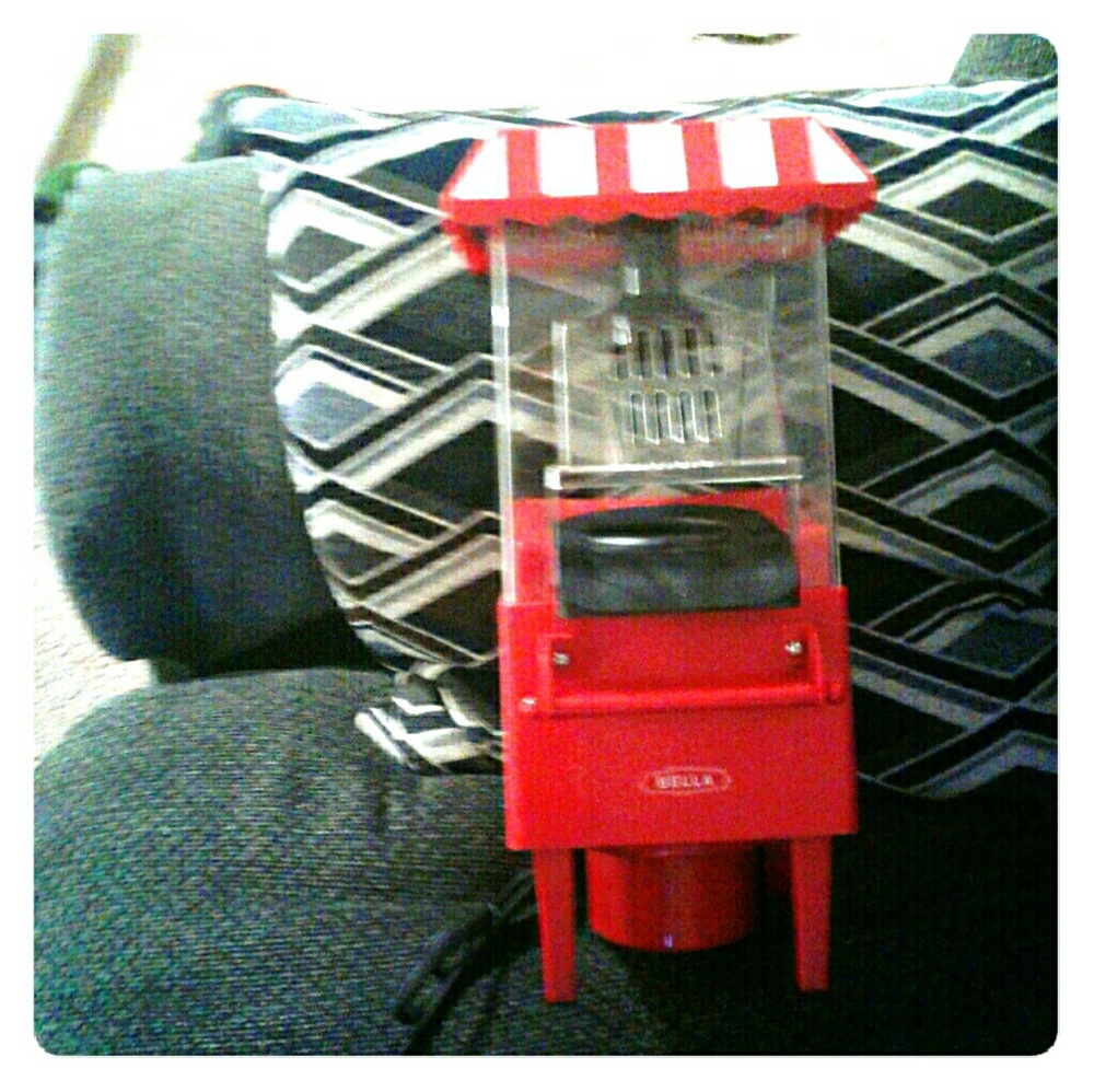 Popcorn machine