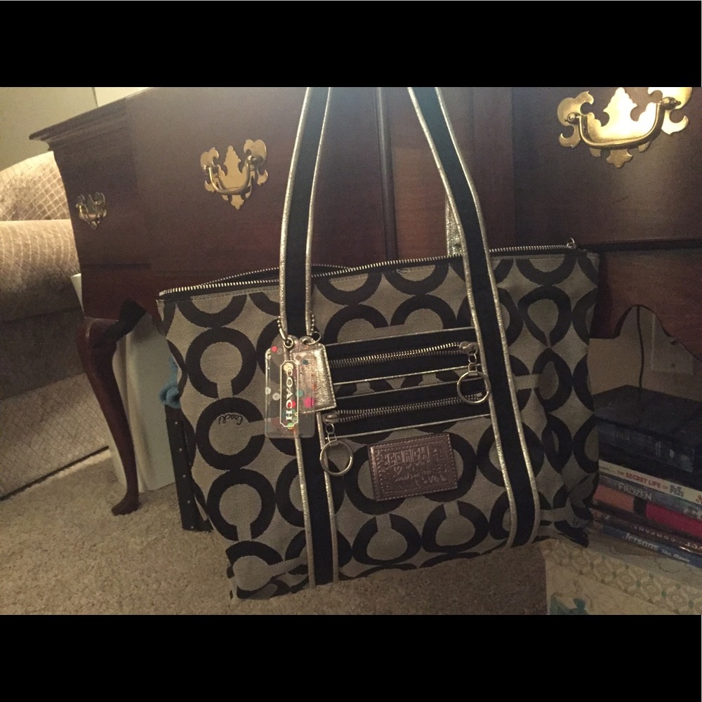 Coach Poppy Tote