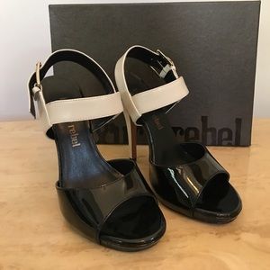 $25 SALE! BRAND NEW!!! Luxury Rebel Judith Pump