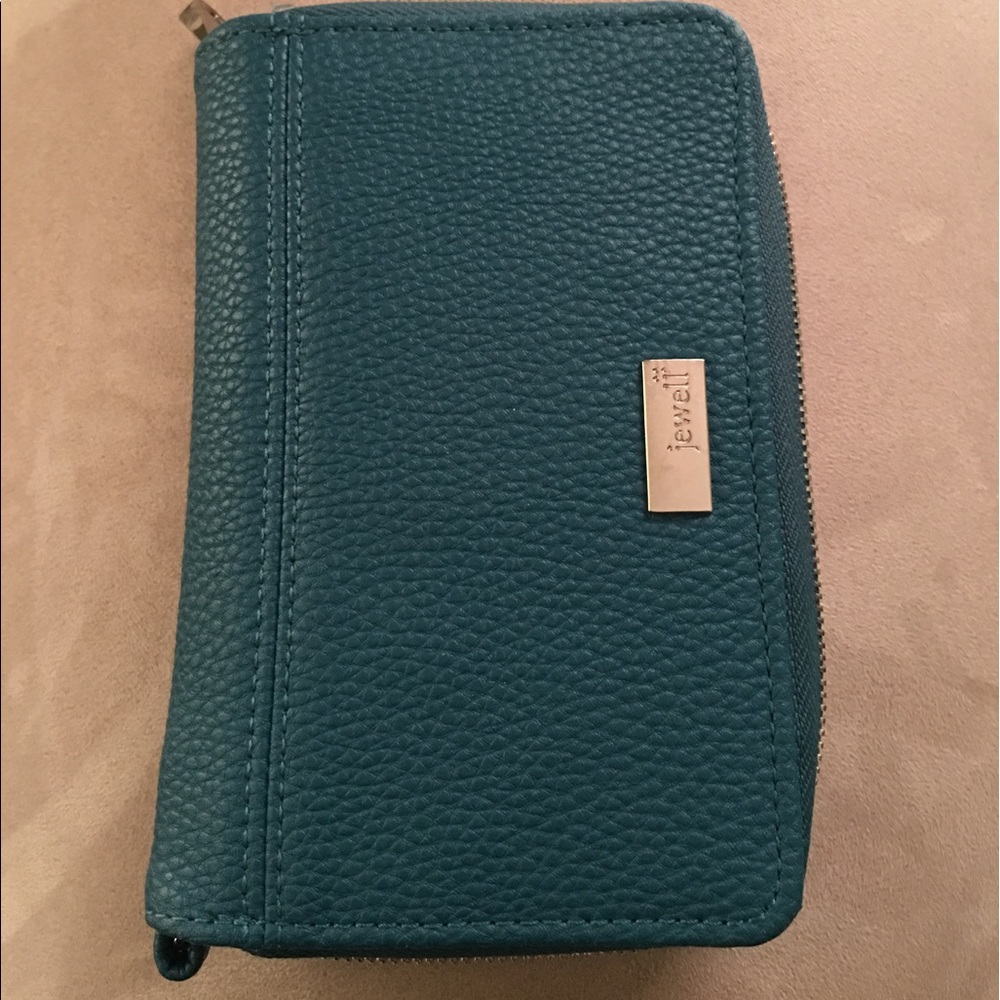 31 wallet retired