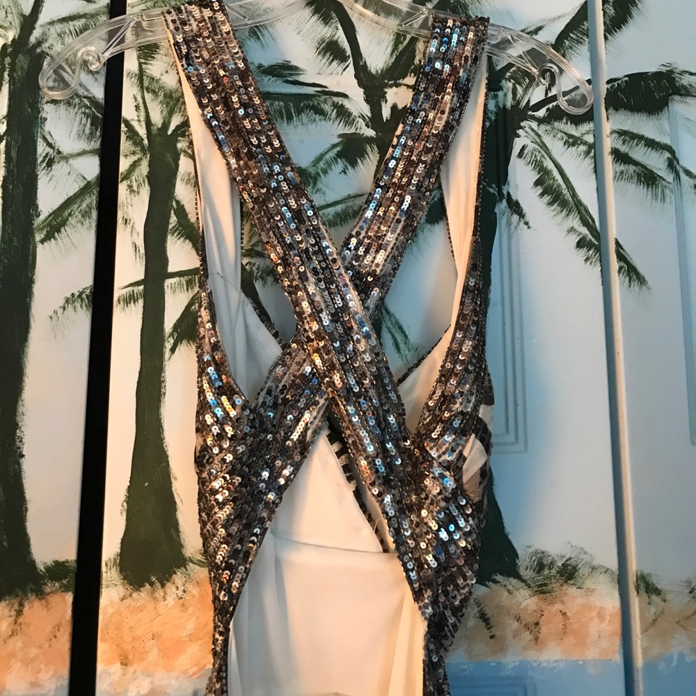 Prom dress - Picture 3 of 4