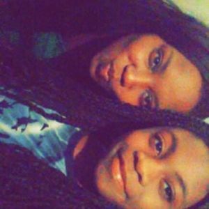 Meet your Posher, Za'nya