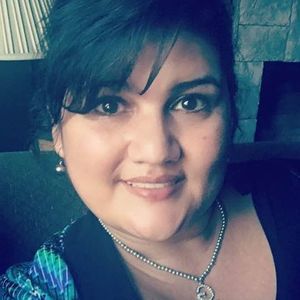 Meet your Posher, Idalia