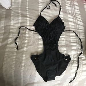 Cute fringe cut-out one piece swimsuit