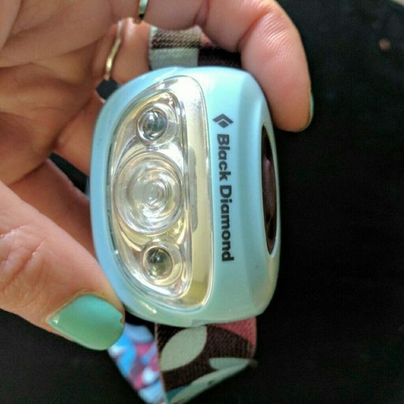 Black Diamond Accessories - Black diamond head light. Needs battery