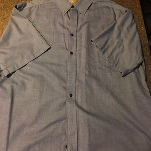 Short sleeved button up shirt, Roundtree & Yorke