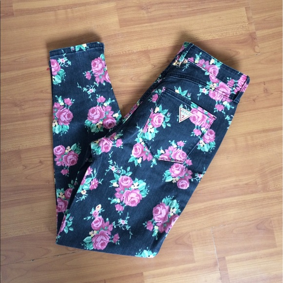 NWOT GUESS HIGH RISE VINTAGE ROSE CROP JEANS SZ 23 - Picture 3 of 8