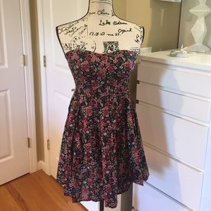 🌻 SALE‼️ Boutique dress