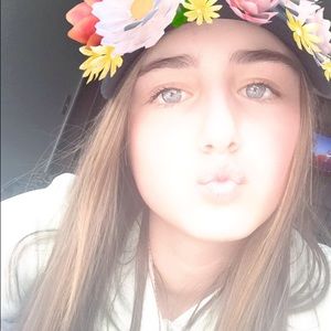 Meet your Posher, Hillary