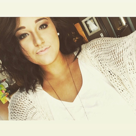Meet your Posher, Cheyanne - Picture 1 of 1