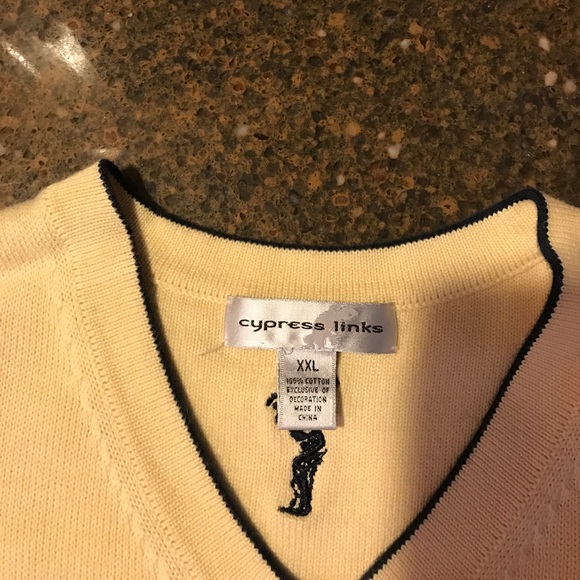 Sweater vest - Picture 2 of 2